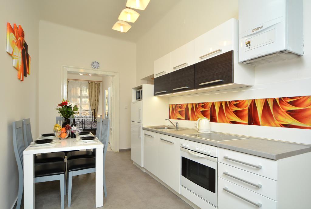 Navratilova Apartments Prag Zimmer foto